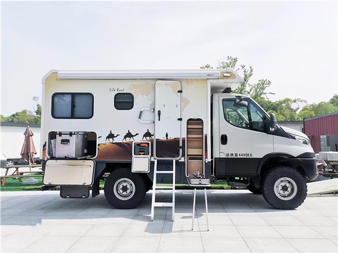 21年推荐一款进口依维柯四驱越野房车