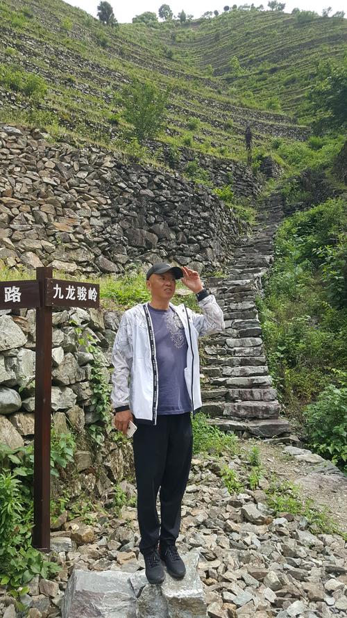 其它 歙县蜈蚣岭 神奇的梯田 写美篇蜈蚣岭村位于"街口进街源,只见