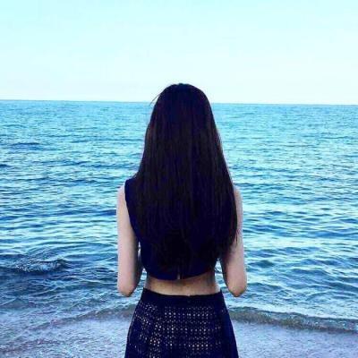 微信头像背影女海边