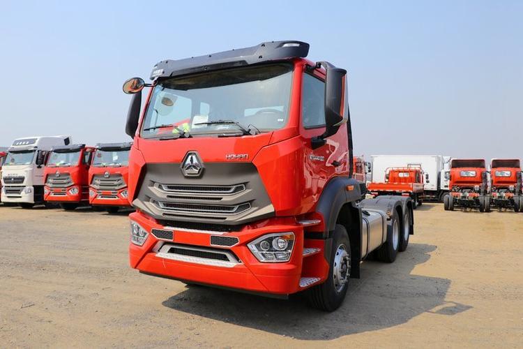 中国重汽 豪瀚n7g重卡 440马力 6x4 国六 牵引车(zz4255n3446f1)