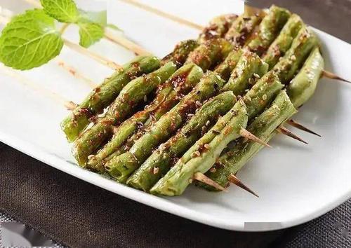 云南烧烤界,地位最高的素菜是什么?