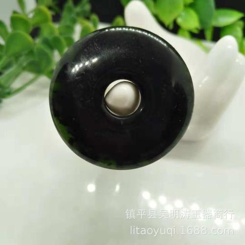 厂家批发精品天然墨玉墨绿玉平安扣38mm吊坠礼赠品各种型号