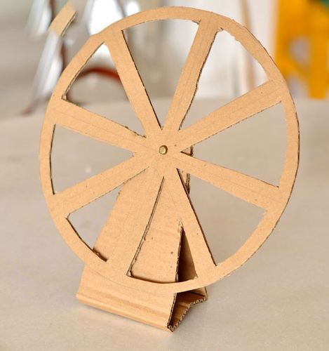 自制儿童玩具废纸板摩天轮手工