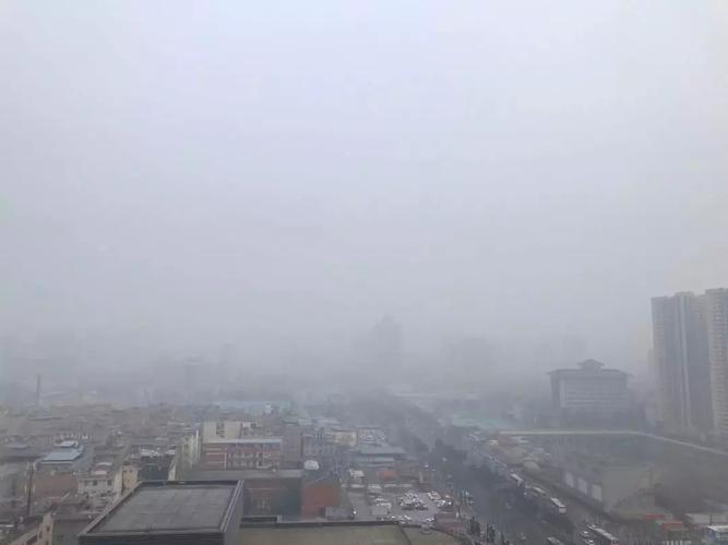 健康资讯  今天上午8点左右 西安空气质量指数334 未来几天的预报显示