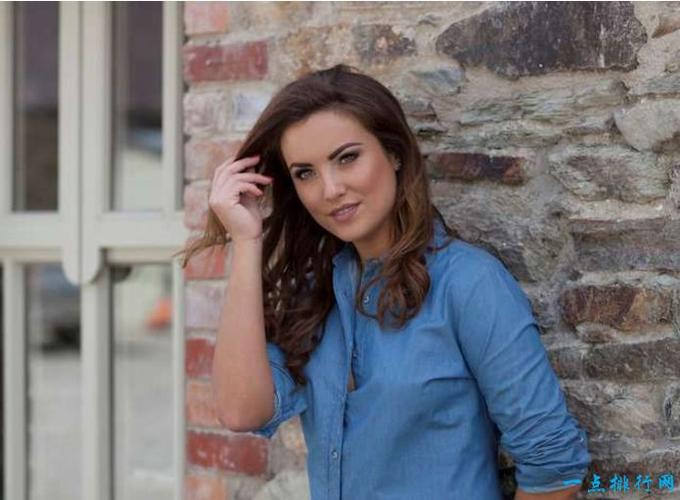 爱尔兰最美丽的女明星排行榜前十名:霍莉·卡彭特