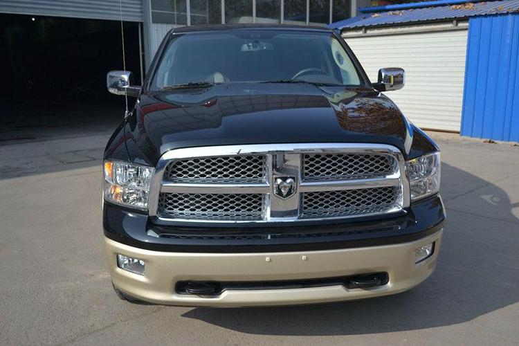 【济南】未上牌 道奇ram1500长角号 5.7l 黑色 自动档