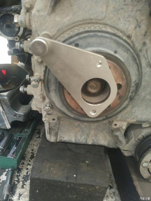 15款沃尔沃xc60正时和发电机皮带