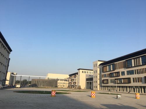 许昌工商管理学校欢迎你!