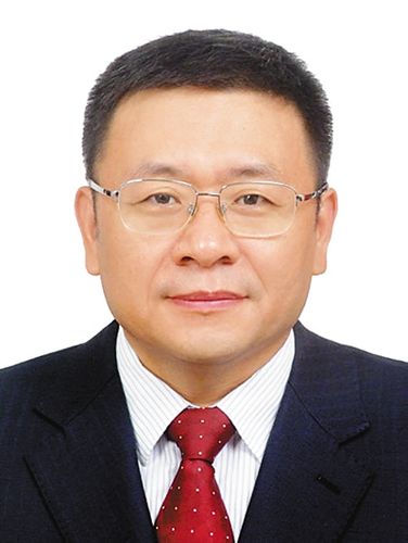 的奋斗目标,明确提出"建设琼海,儋州区域中心城市,推动东西两翼齐飞