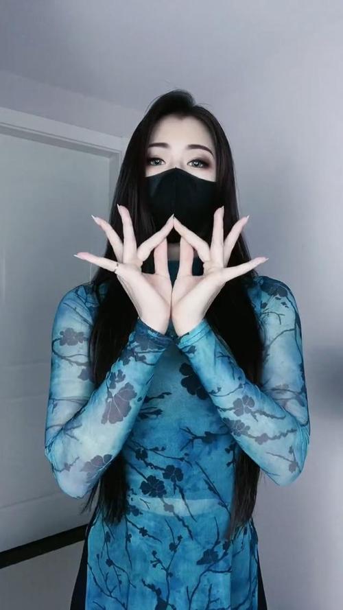 抖音十大才女5口罩女神cindy她的眼睛会说话