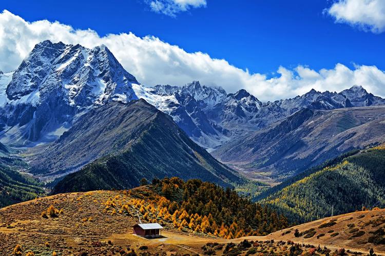 梅里雪山国家公园,全世界民族文化多样性最富集的地区之一