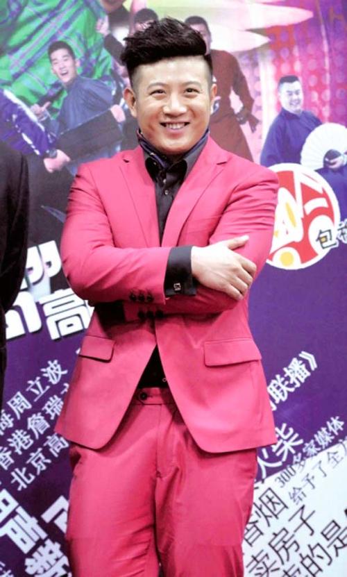 相声新星高晓攀开专场秀新作 称上春晚需好作品