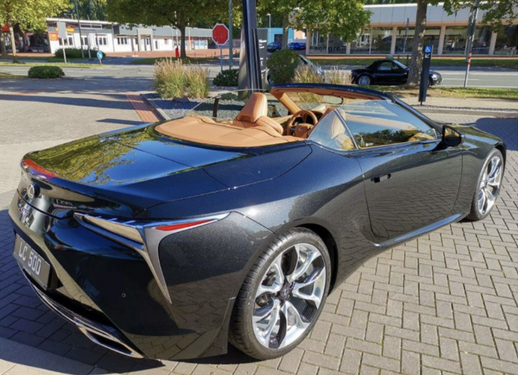 雷克萨斯lc500软顶敞篷版车型实拍图曝光搭50lv8发动机