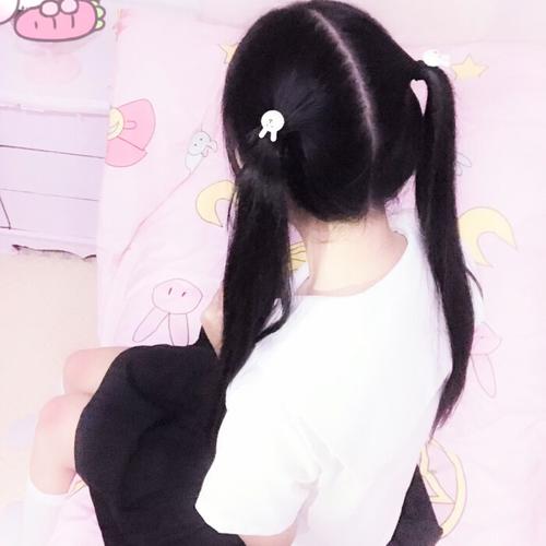 双马尾女生头像