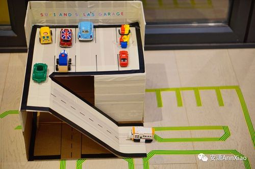 废弃纸箱也能让孩子那么高兴