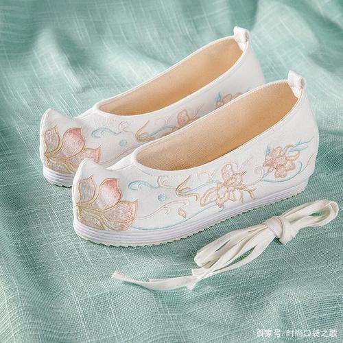 古代鞋子类型:看看古代鞋子有多美,原来古人也如此时尚!