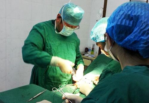 老年人包茎手术图片老人包皮包皮粘连老头包皮为什么老头下面东西好大