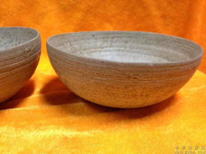 战国原始瓷碗一对(仿品)