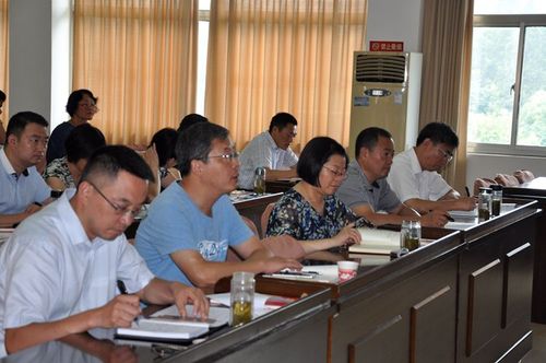 滁州市纪委常委祁兴各为琅琊区领导干部学习贯彻党的十八届六中全会
