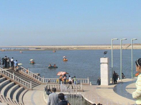 营口鲅鱼圈月亮湖公园
