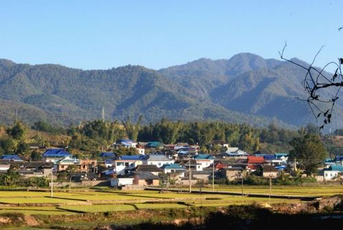 村寨远景. 孟连县 勐马镇 芒蚌村