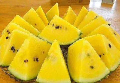 西瓜到底是红瓤好还是黄瓤好?看完再做决定吧