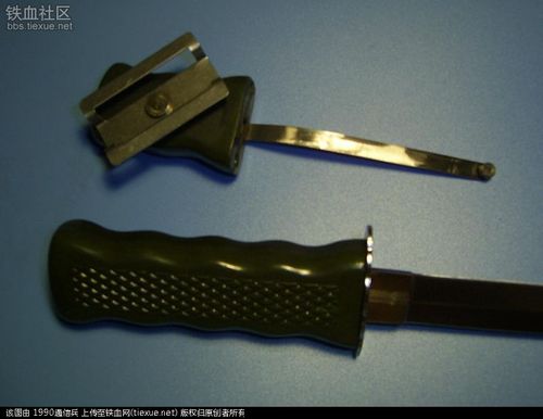 八十年代公安和武警都装备过的303警用制式匕首