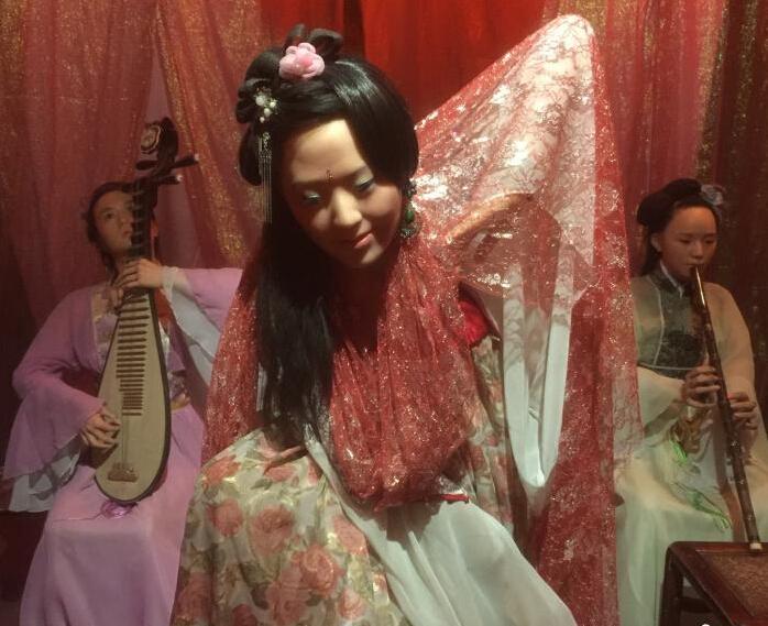 长沙一蜡像馆逼真还原古代青楼女子