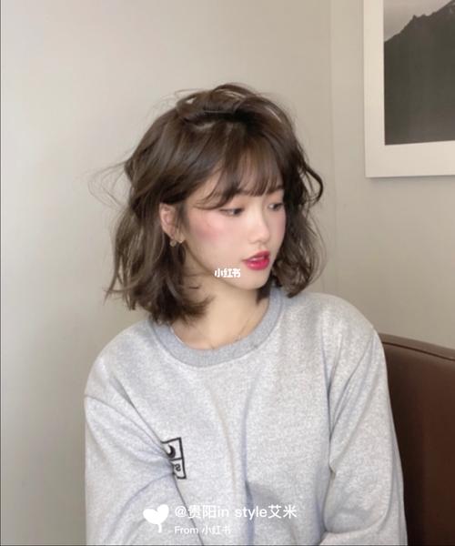 女生短发推荐～慵懒法式烫 可盐可甜短发发型_短发_发型_烫发_法式