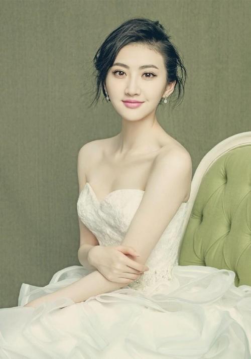 在加上之前景甜和张继科公布恋情更是让网友们一片羡慕之声!