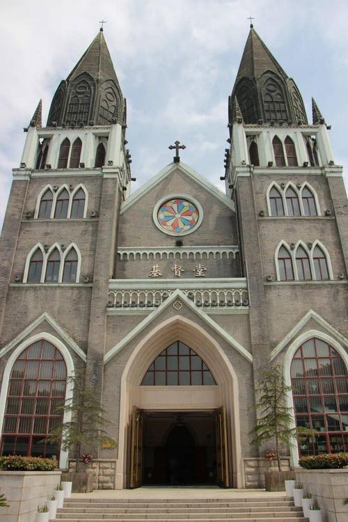 狮山基督教堂是高新区基督教的主要活动场所浒墅关基督教堂和狮山基督