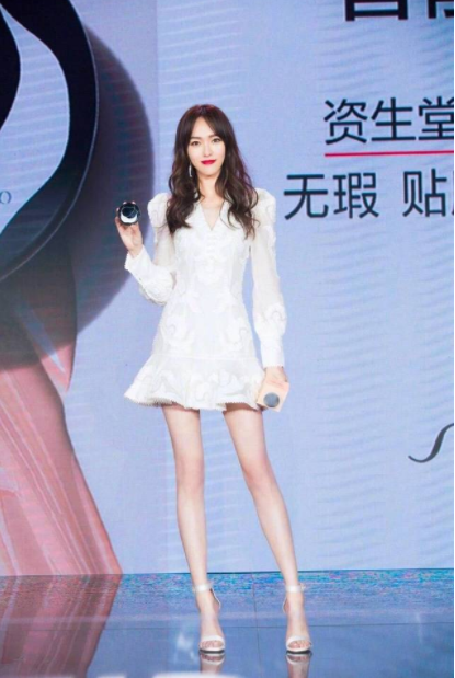 女明星人脚一双?