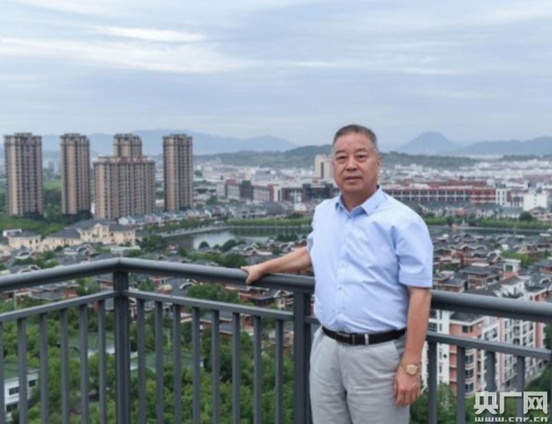 【中国改革现场——浙中凭什么崛起】浙江东阳花园村书记邵钦祥的"