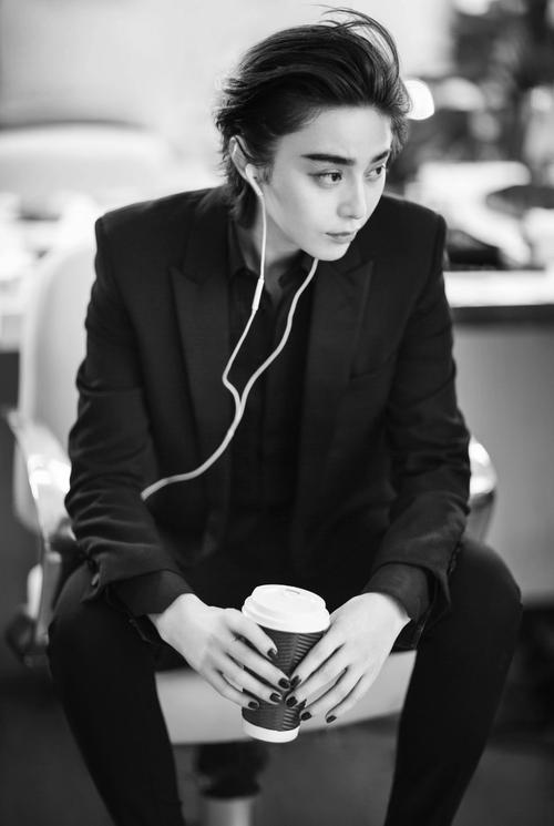 范冰冰手机壁纸大图男人装帅女神男神