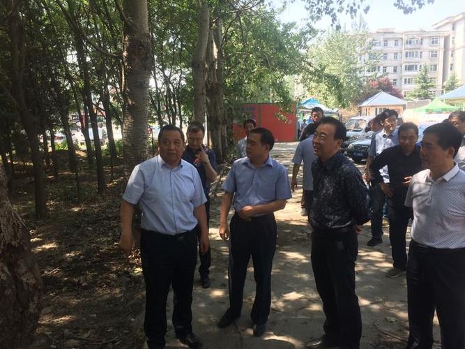 副市长石建旺调研城市公共交通工作时强调:加快站场建设 优化运营机制