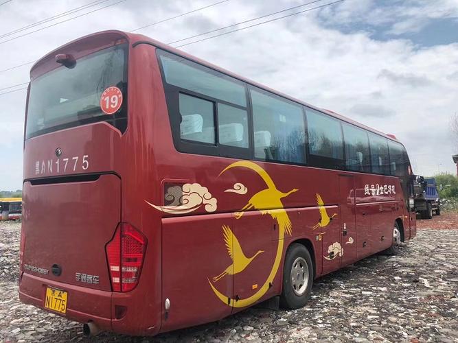 二手客车宇通6122最新款8台