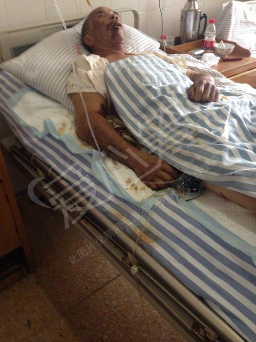 大家献爱心,帮帮一个65岁的老人吧!