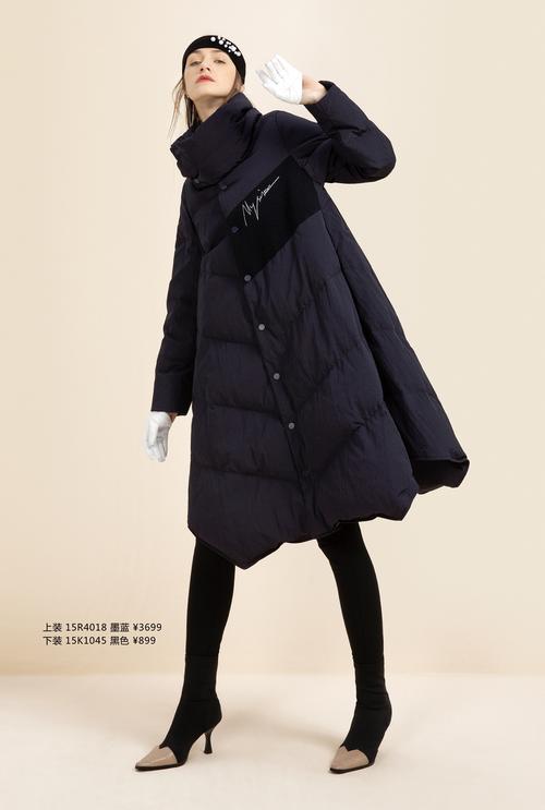 希色2020羽绒服