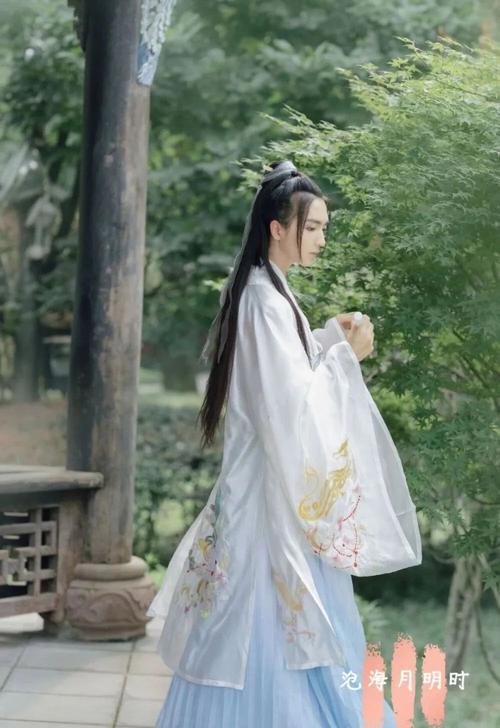 男生想穿汉服不容易?长发,裙装,妆容真的是男生穿汉服的障碍吗