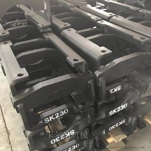 产品展示 挖机引导轮前叉 > 挖掘机引导轮前叉 引导轮导向架   挖掘机
