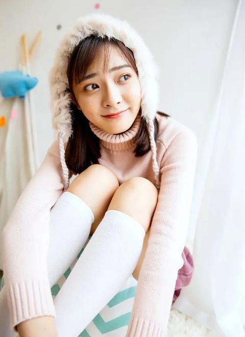 清纯大眼美女可爱甜美生活照