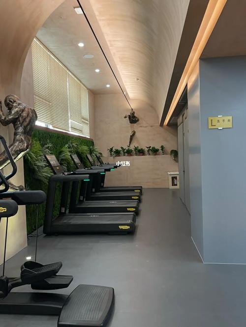 爱健身的帅哥美女们千万不要错过了这家高颜值酒店里的高端健身房了!