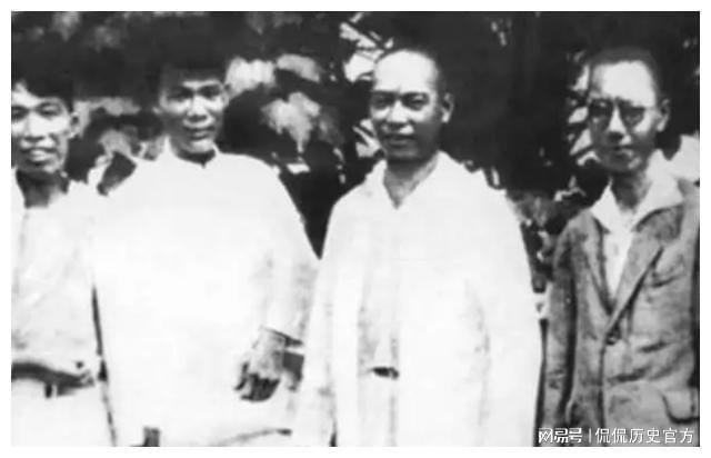 1953年毛主席乘军舰过安庆批示对一名窑工特殊照顾他是何人