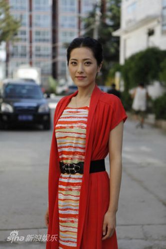 曾黎饰冯雪看明星八卦,查影讯电视节目,上手机新浪网娱乐频道 ent.