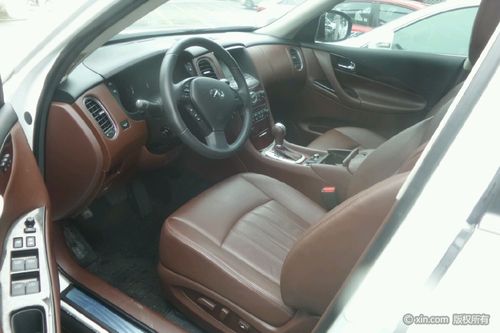 英菲尼迪qx50(进口)前排内