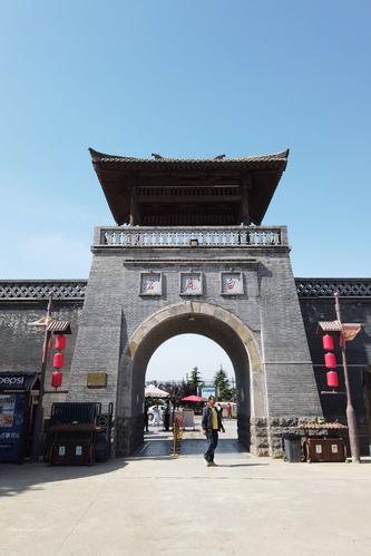 陕西省西安市灞桥区狄寨北路【白鹿原白鹿仓景区】