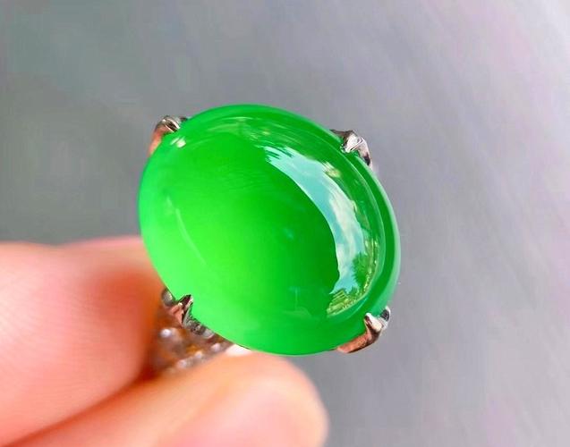 政豪翡翠价格这么看马上懂了