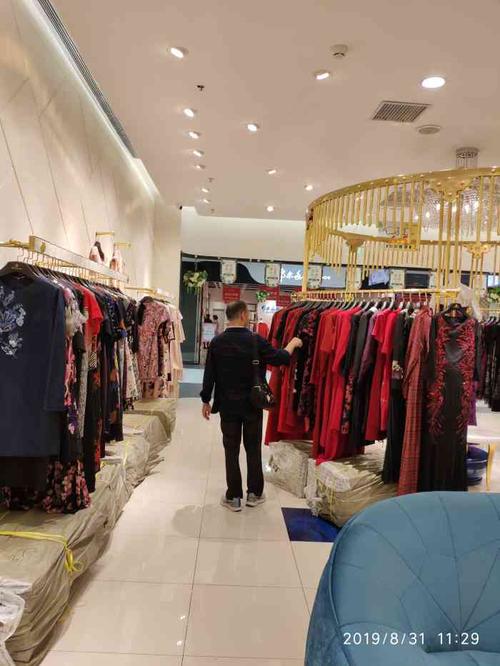 myteno(砂之船奥莱店)-"这个女装牌子我虽然没听过,却