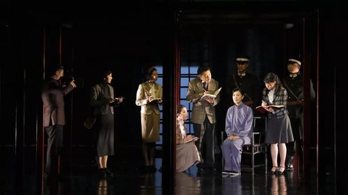 在情与法的思辨中再现民国风度丨话剧特赦