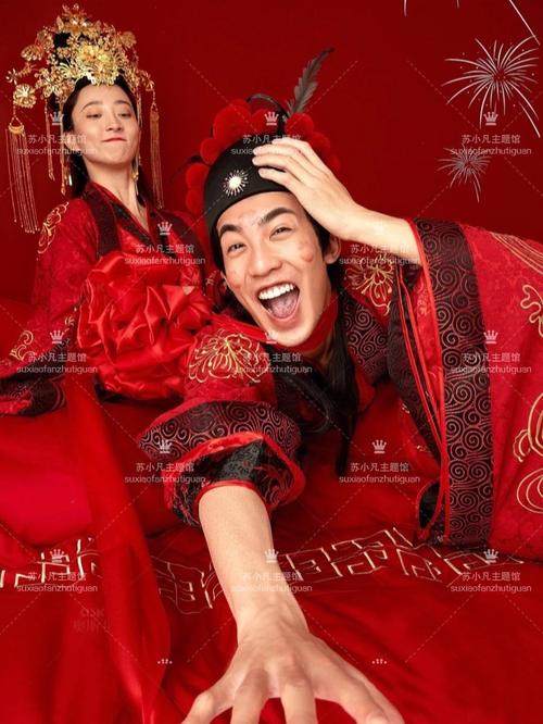 影楼情侣古装婚纱摄影拍照写真中式复古婚礼汉服国潮网红同款赘婿